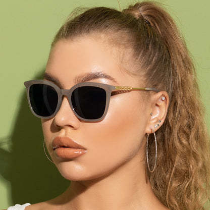 Retro Hollow Metal Sunglasses for Men & Women