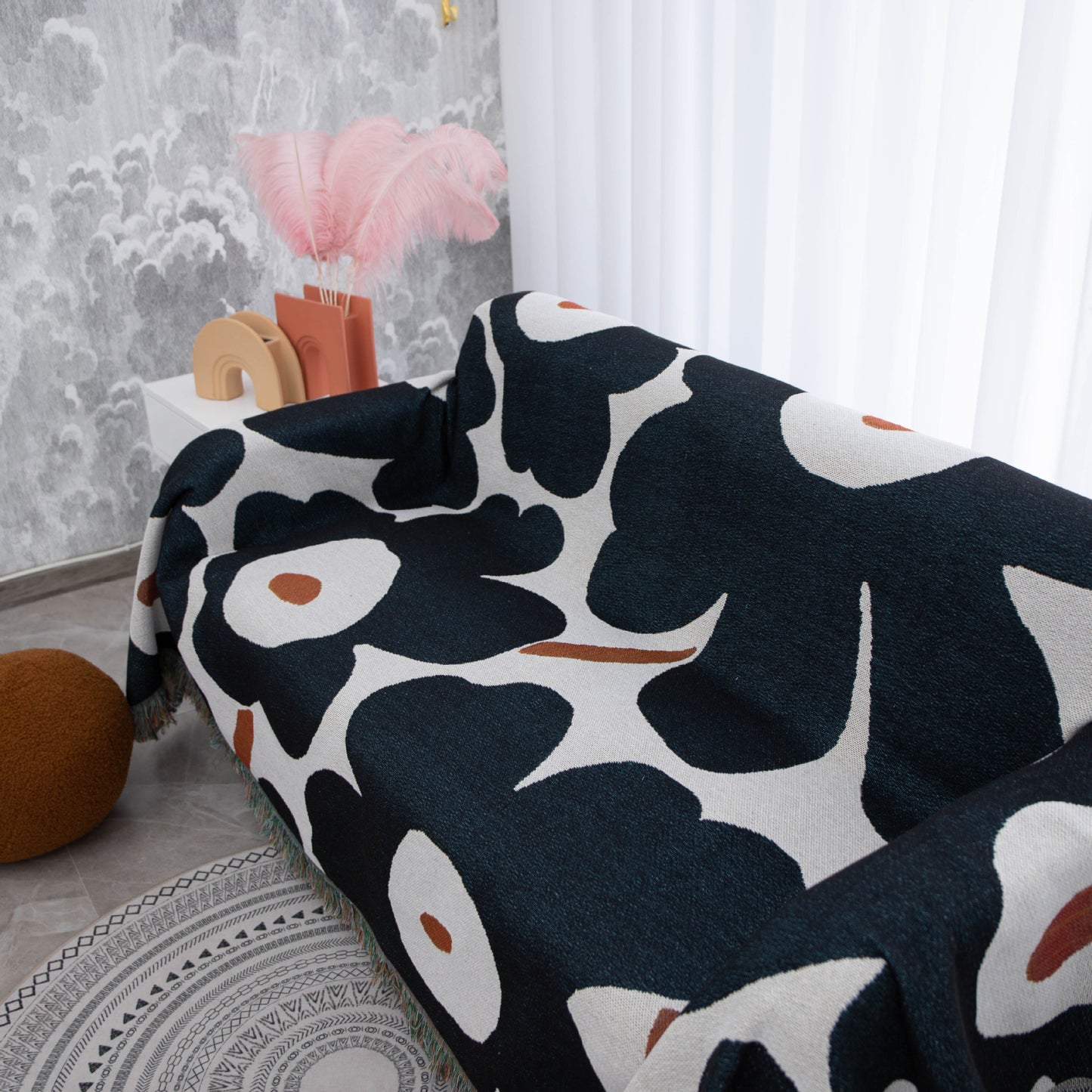 Nordic Minimalist Sofa Blanket with Poppy Design
