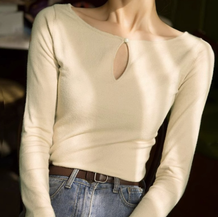 Elegant Sequin Pullover Top