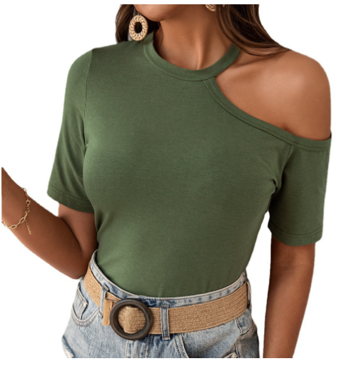 Off-the-Shoulder Leopard Print T-Shirt
