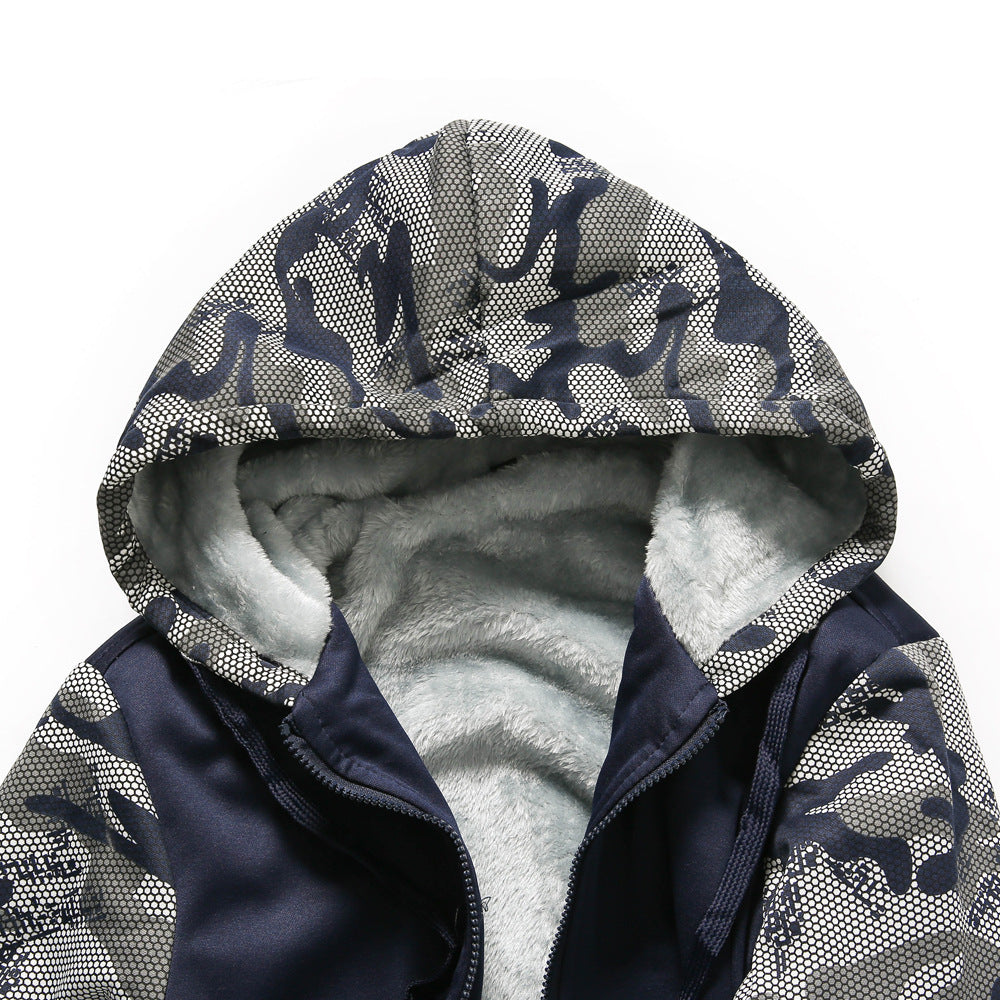 Fleece-Lined Camo Hoodie with Skull Print