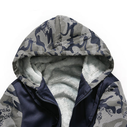 Fleece-Lined Camo Hoodie with Skull Print
