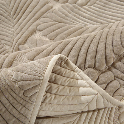 Cotton Milk Velvet Bed Cover Set with Quilted Design