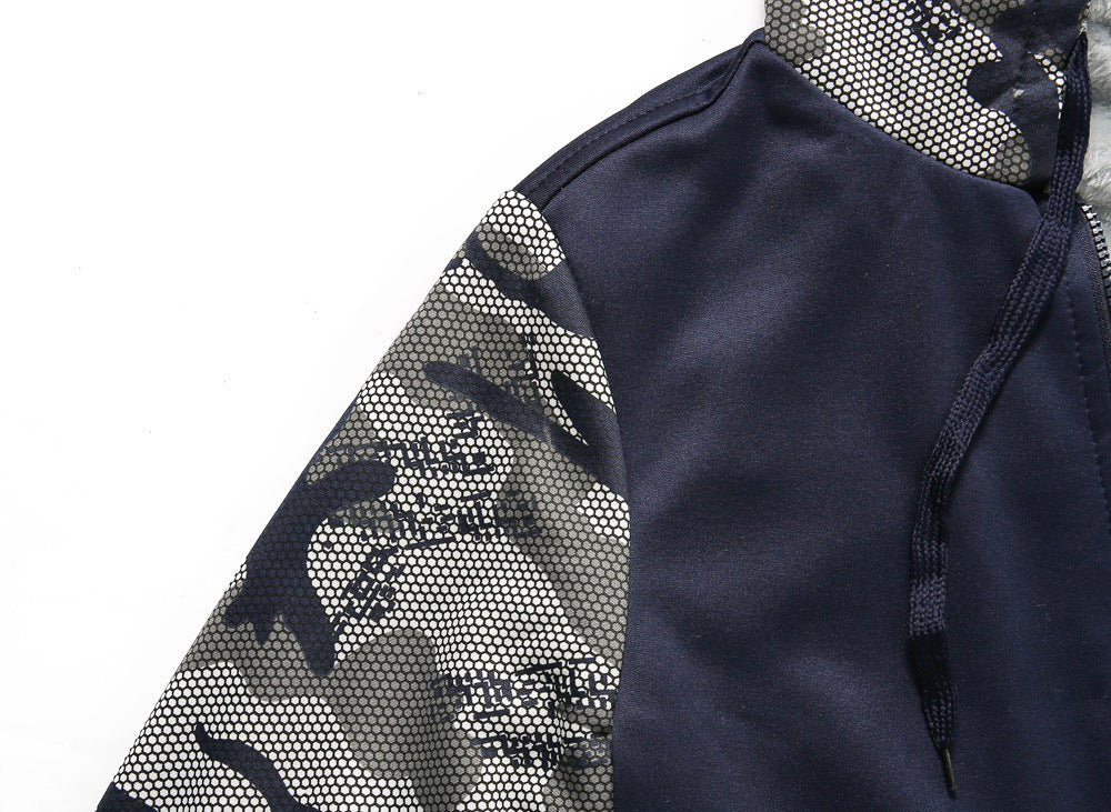 Fleece-Lined Camo Hoodie with Skull Print