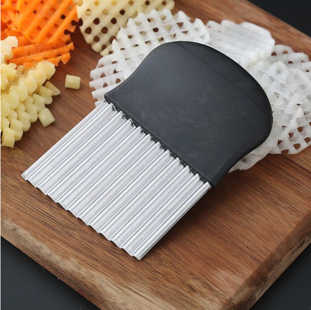 Potato Wavy Cutter - Versatile Kitchen Slicing Tool